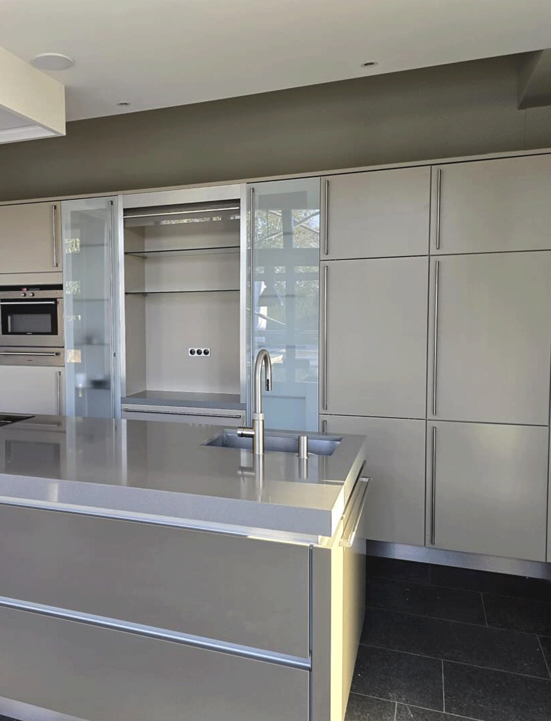 Romy's-Industrieel-Spuiterij_0003_640067737_17999273753906680_3518102827634922940_n